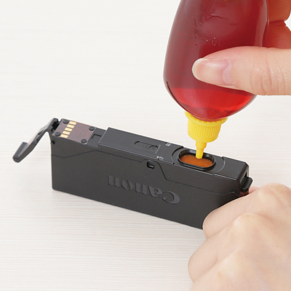 インクを注入する